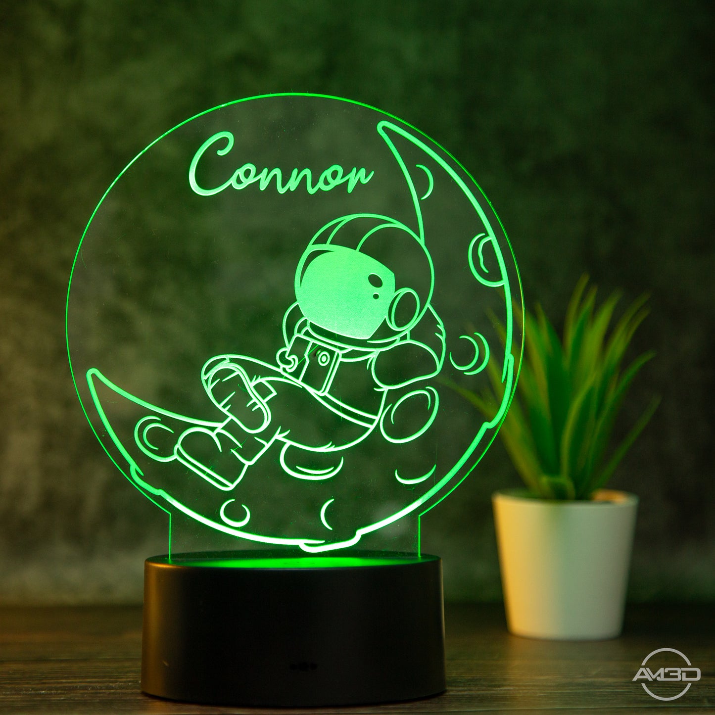 personalisiertes Nachtlicht fürs Kinderzimmer "Astronaut" / Tischlampe LED Acryl